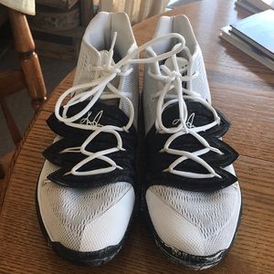 Nike, Kylie basketball shoes